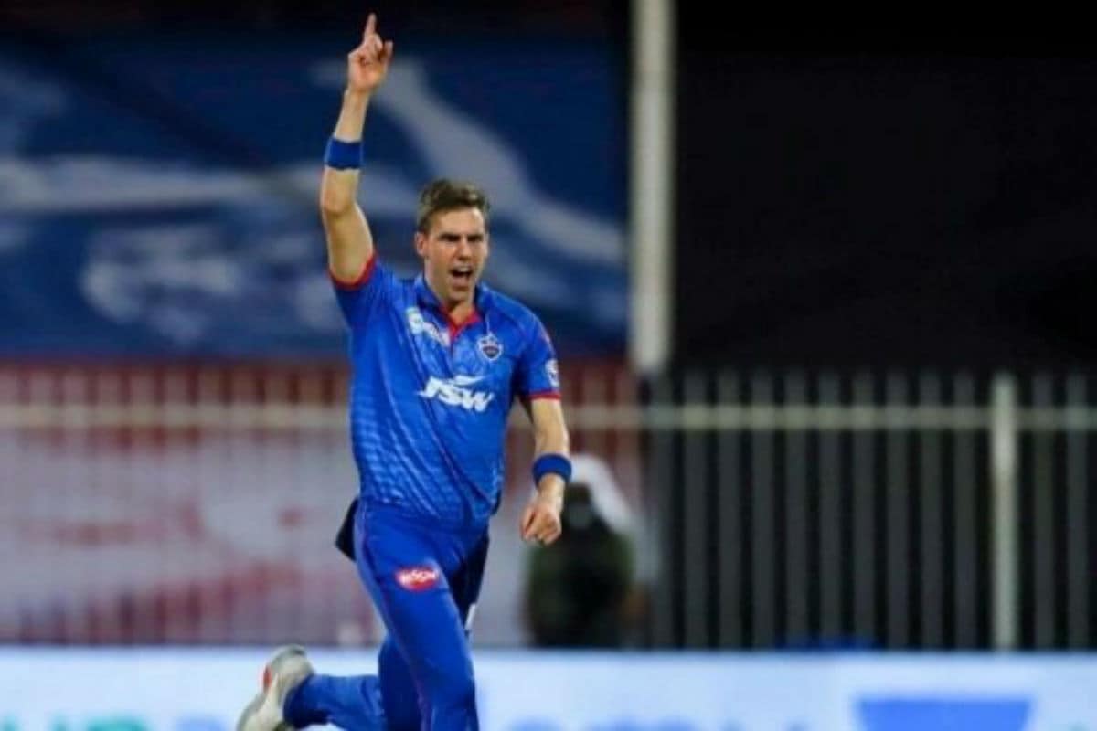 IPL 2020 | ഐപിഎൽ ചരിത്രത്തിലെ ഏറ്റവും വേഗമേറിയ പന്തെറിഞ്ഞ് ഡൽഹി താരം