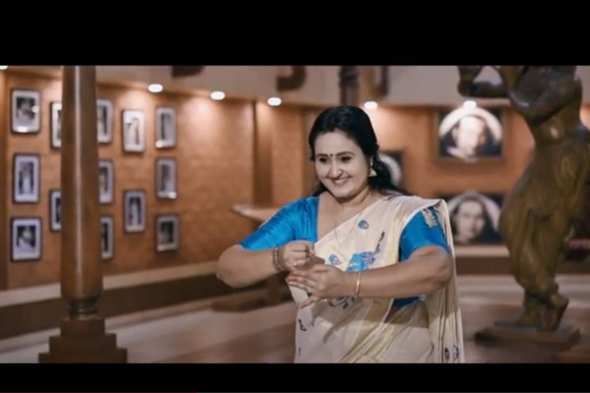 ചിലങ്കയില്ലാക്കാഴ്ച; ഓൺലൈൻ വഴിയുള്ള നൃത്തപഠന ആശയം നൃത്തരൂപത്തിലൂടെ