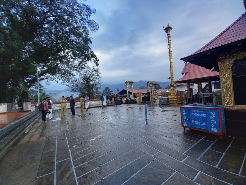 ടോയിലറ്റ്, ബാത്ത് റൂം സൗകര്യങ്ങൾ പമ്പ, നിലയ്ക്കൽ, സന്നിധാനം എന്നിവിടങ്ങളിൽ ദേവസ്വം ബോർഡ് ഒരുക്കിയിട്ടുണ്ട്.
