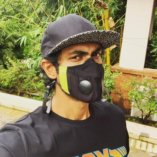  ബാഹുബലിയിൽ കരുത്തനായി കണ്ട താരത്തെ പിന്നീടുള്ള ചിത്രങ്ങളിൽ മെലിഞ്ഞ് അവശനായി കണ്ടതോടെയാണ് ആരാധകർ അദ്ദേഹത്തിന്റെ ആരോഗ്യ കാര്യത്തിൽ ആശങ്ക പ്രകടിപ്പിച്ച് രംഗത്തെത്തിയത്.