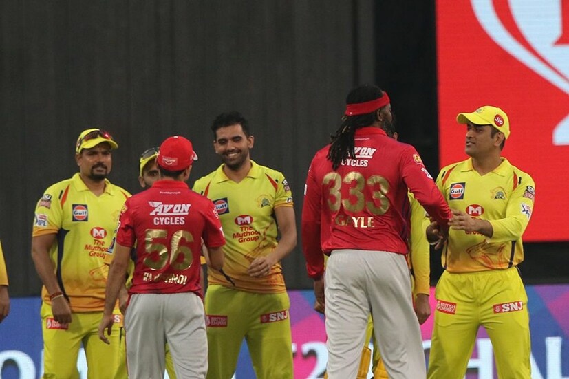 CSK and KXIP players after the match. (Image: IPL)