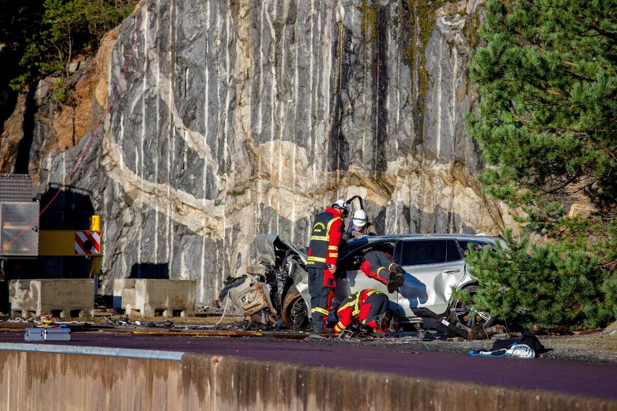  പലരും ഇത്തരം സുരക്ഷാ പരീക്ഷണങ്ങള്‍ക്ക് ഉപയോഗിക്കുന്നത് വര്‍ഷങ്ങള്‍ പഴക്കമുള്ള വാഹനങ്ങളായിരിക്കും. എന്നാല്‍, പുതുതലമുറ വാഹനങ്ങളിലെ സംവിധാനങ്ങള്‍ ഇതില്‍ നിന്നും തികച്ചും വ്യത്യസ്തമായതിനാലാണ് വോള്‍വോ പുതിയ വാഹനങ്ങള്‍ ഉപയോഗിച്ച് ഇത്തരം പരീക്ഷണം നടത്താന്‍ തയാറായതെന്നാണ് റിപ്പോര്‍ട്ടുകള്‍.