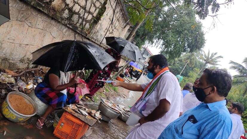  സ്വന്തം തീരുമാനത്തിന്റെ അടിസ്ഥാനത്തിലാണ് പിൻമാറ്റമെന്നും ചാണ്ടി ഉമ്മൻ പറഞ്ഞു. ശക്തമായ ത്രികോണ മത്സരം നടക്കുന്ന തിരുവനന്തപുരം കോർപ്പറേഷനിൽ പോലും യൂത്ത് കോൺഗ്രസ് നിർദ്ദേശിച്ച ഒരാളെ മാത്രമാണ് പരിഗണിച്ചത്. ഇത് കടുത്ത അവഗണനയാണെന്ന് ചാണ്ടി ഉമ്മൻ പരസ്യമാക്കി. കോട്ടയം ജില്ലാ പ‌ഞ്ചായത്തിൽ പുതുപ്പള്ളി ഡിവിഷനിൽ ചാണ്ടി ഉമ്മനെ മത്സരിപ്പിക്കണമെന്ന് ആവശ്യപ്പെട്ട് യൂത്ത് കോൺഗ്രസ് ഡി സി സിക്ക് കത്ത് നൽകിയിരുന്നു.