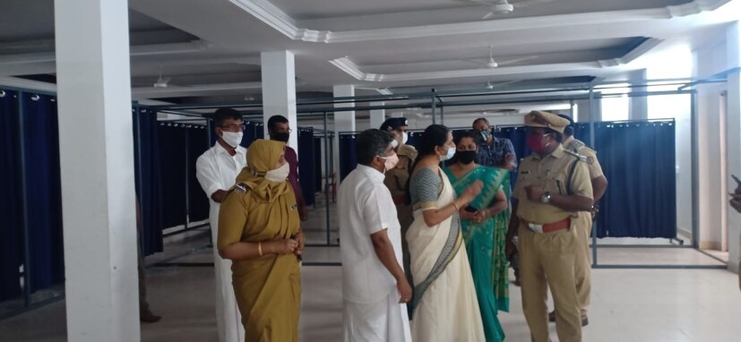  എന്നാൽ ജില്ലയിൽ പൊലീസ് സേനയുടെ അധിക ജോലി ഭാരവും ഉത്തരവാദിത്വവും കണക്കിലെടുത്തു കൊണ്ടു തന്നെയാണ് അവർക്കു മാത്രമായി പുതിയ സൗകര്യങ്ങൾ ഒരുക്കുന്നത്. ജില്ലയിലെ പൊലീസ് ക്യാമ്പുകളിൽ ഇതിനകം നൂറുകണക്കിന് പൊലീസുകാർക്ക് കോവിഡ് സ്ഥിരീകരിച്ചു കഴിഞ്ഞു. ഇവരിൽ പലർക്കും കൃത്യമായ ക്വാറൻ്റീൻ സൗകര്യം ലഭിച്ചിട്ടില്ല എന്ന പരാതിയും ഉയർന്നിരുന്നു.