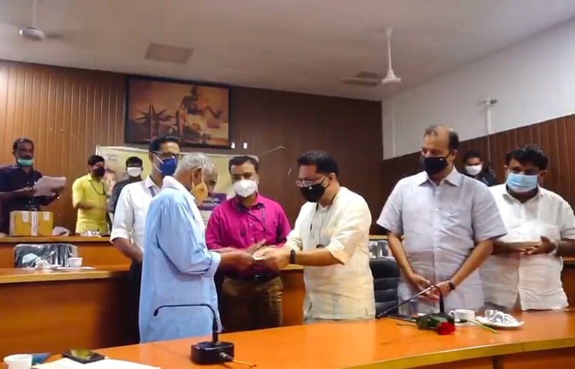  നഷ്ടപ്പെടുന്ന വീടുകള്‍ക്ക് നഷ്ടപരിഹാരത്തിന് പുറമെ 2,86,000 രൂപ വീതവും വ്യാപാരികള്‍ക്ക് 75,000 രൂപ വീതവും മൊത്തം 33.99 ലക്ഷം രൂപ പുനരധിവാസത്തിനായി അനുവദിച്ചിട്ടുണ്ട്. 630 സെന്റ് സ്വകാര്യഭൂമിക്ക് അനുവദിച്ചിരിക്കുന്ന മൊത്തം നഷ്ടപരിഹാരം 29.67 കോടി രൂപയാണ്.