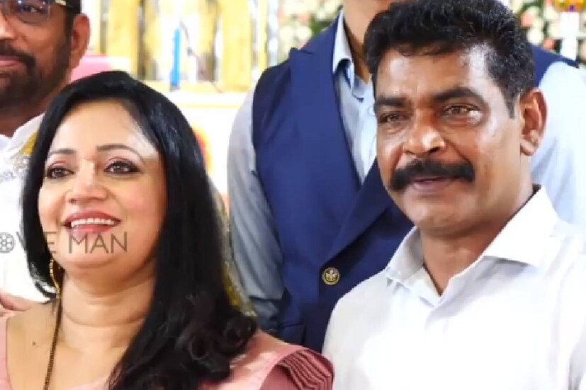  മോഹന്‍ലാലും ഡ്രൈവര്‍ ആന്റണിയും തമ്മിലുള്ള സൗഹൃദത്തിന്റെ കഥ ചിലപ്പോള്‍ ഒരു സിനിമയ്‍ക്കു പോലും പ്രചോദനമാകുന്നതായിരിക്കും. ആന്റണിക്ക് മോഹന്‍ലാലിനോടുള്ള ആരാധനയും അടുപ്പവും സിനിമാലോകത്തെ എക്കാലത്തെയും സജീവ ചര്‍ച്ചകളിലൊന്നാണ്.