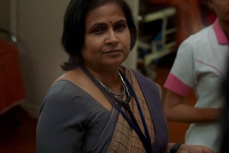  അംബിക റാവുവിന്റെ അക്കൗണ്ട് വിവരങ്ങൾ കൈമാറിയപ്പോൾ ഒരു വലിയ തുക സംഭാവനയായി നാളെത്തന്നെ നൽകാം എന്ന ഉറപ്പായിരുന്നു ജോജുവിന്റെ മറുപടി. "നന്ദി ജോജു ഏട്ടാ, ആ നല്ല മനസ്സിന്" എന്ന ക്യാപ്ഷ്യനോടുകൂടിയാണ് സാജിദ് ആ വാട്സാപ്പ് ചാറ്റിന്റെ സ്ക്രീൻഷോട്ട് പുറത്തുവിട്ടത്. ആ പോസ്റ്റും ജോജു നൽകാമെന്നേറ്റ തുകയും ചുവടെ ചേർക്കുന്നു