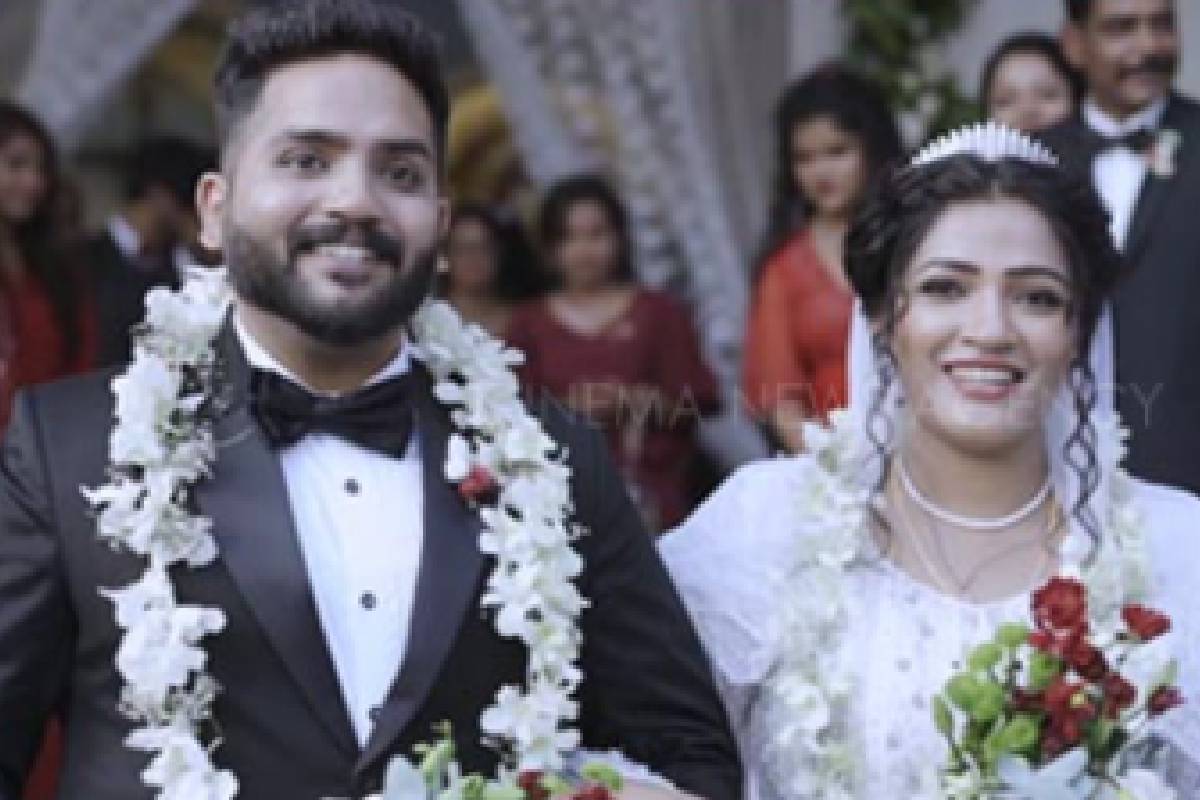  അനിഷയും എമിലും