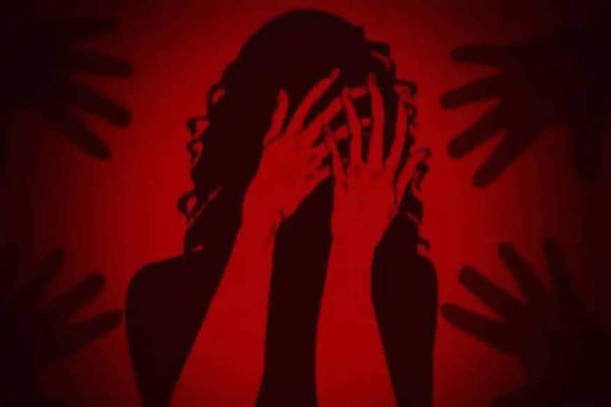 abuse, female abuse, abuse in kochi mall, female actor abused in a mall