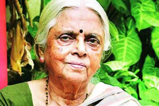 Poet Sugathakumari Passes Away | മലയാളത്തിന്‍റെ യശസുയർത്തിയ കവയത്രി ...