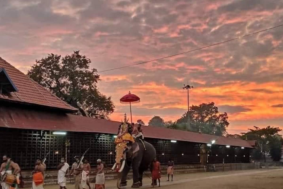 'ഇക്കുറി അഷ്ടമി പഴയതുപോലെ വന്നില്ല' - വൈക്കത്തഷ്ടമി ദിനത്തിൽ CPM നേതാവിന്റെ കുറിപ്പ്