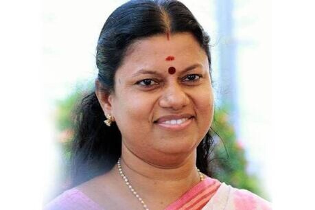 സീറ്റിനു വേണ്ടി ചരടുവലിച്ച് കോൺഗ്രസ് നേതാക്കൾ; ബിന്ദു കൃഷ്ണയ്ക്ക് നോട്ടം കൊല്ലം; പത്തനാപുരം കേന്ദ്രീകരിച്ച് ചാമക്കാല സീറ്റിനു വേണ്ടി ചരടുവലിച്ച് കോൺഗ്രസ് നേതാക്കൾ; ബിന്ദു കൃഷ്ണയ്ക്ക് നോട്ടം കൊല്ലം; പത്തനാപുരം കേന്ദ്രീകരിച്ച് ചാമക്കാല
