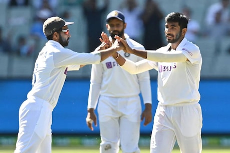 IND vs AUS: ഒരു സൂപ്പർതാരം കൂടി പുറത്ത്; നാലാം ടെസ്റ്റിന് മുമ്പ് ഇന്ത്യയ്ക്ക് കനത്ത തിരിച്ചടി IND vs AUS: ഒരു സൂപ്പർതാരം കൂടി പുറത്ത്; നാലാം ടെസ്റ്റിന് മുമ്പ് ഇന്ത്യയ്ക്ക് കനത്ത തിരിച്ചടി