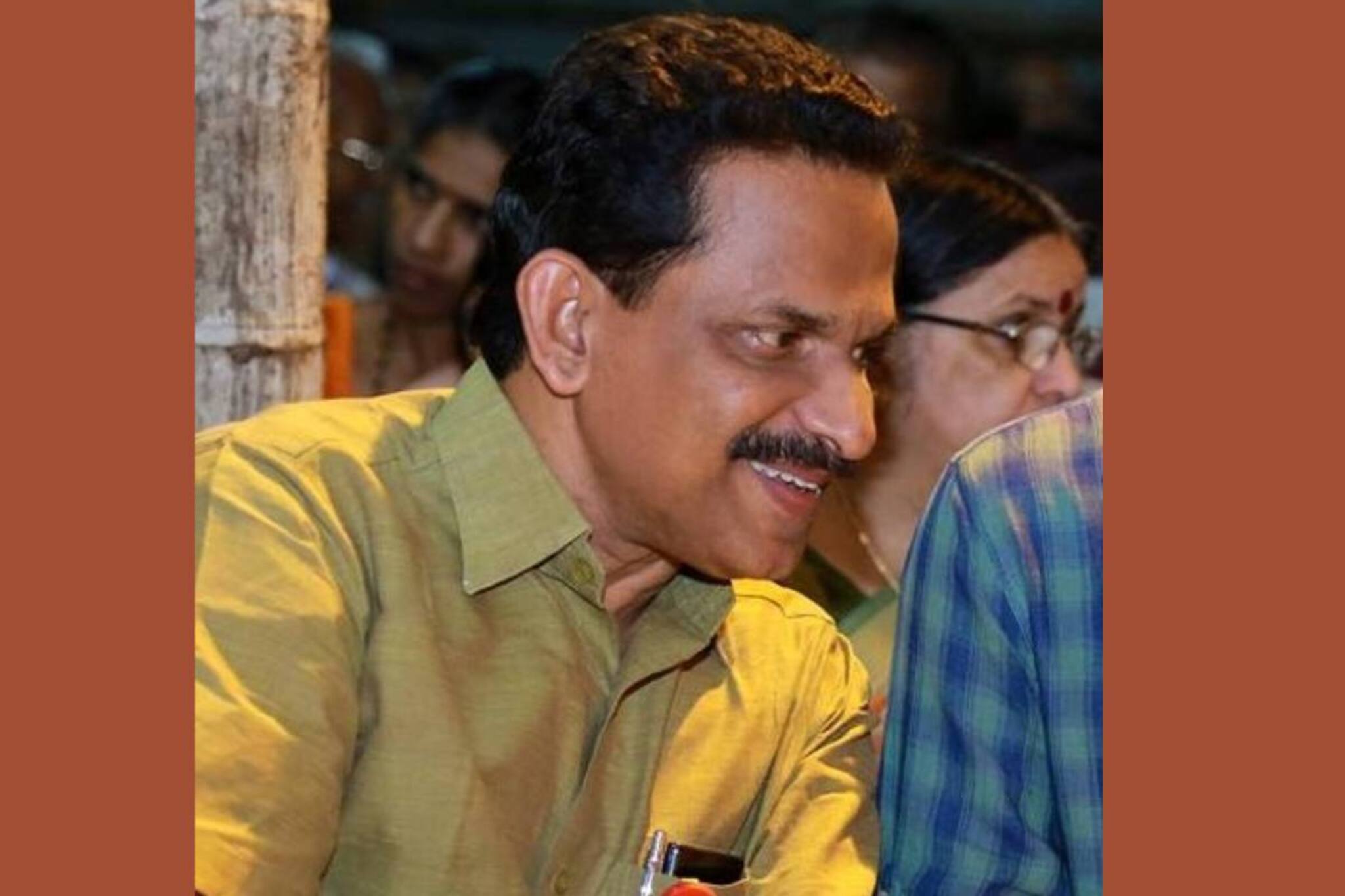 സിപിഎമ്മില്‍ തിരിച്ചെത്തി ആറ് വര്‍ഷത്തിന് ശേഷം എം ആര്‍ മുരളി അധികാര സ്ഥാനത്ത്