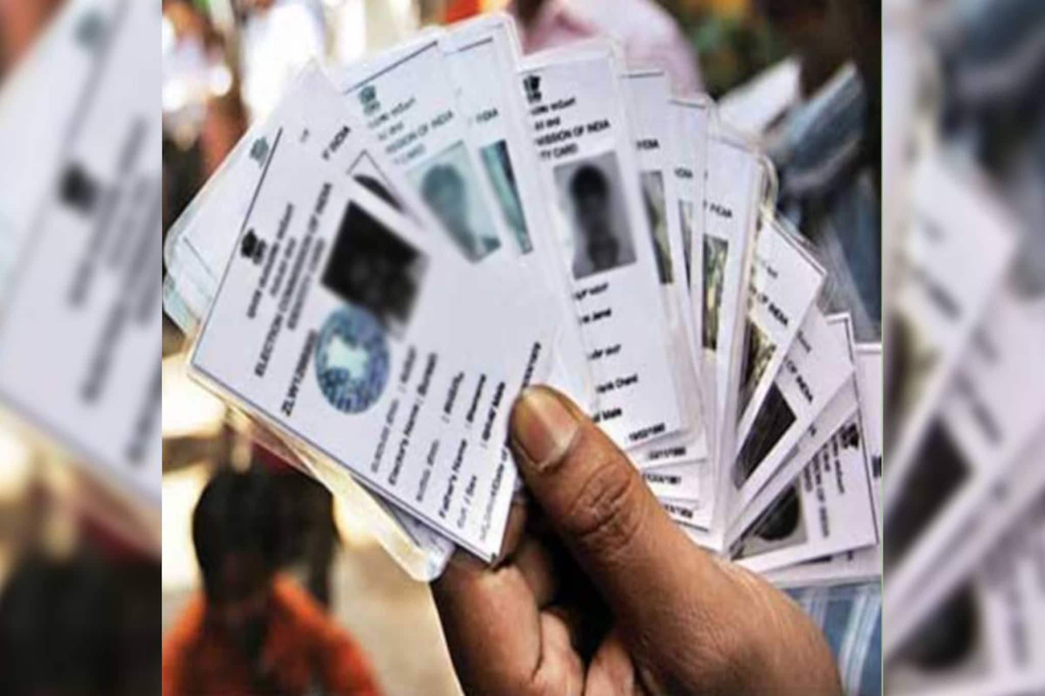 തെരഞ്ഞെടുപ്പ് വരുന്നു; വോട്ടർ ഐഡിയിലെ ഫോട്ടോ എങ്ങനെ അപ്ഡേറ്റ് ചെയ്യാം?