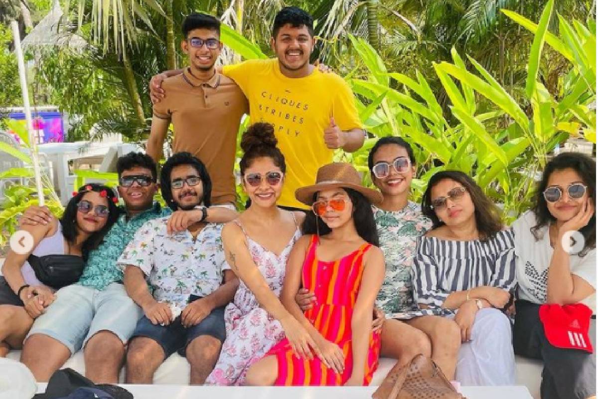 പൂർണ്ണിമയും മക്കളും ഗോവയിൽ സുഹൃത്തുക്കൾക്കൊപ്പം