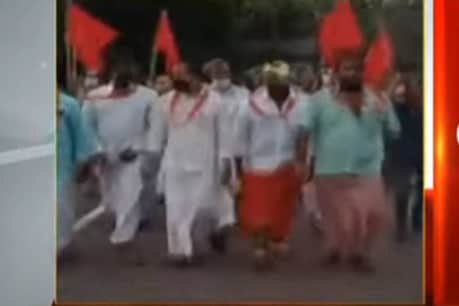കണ്ണൂർ മയ്യിലിൽ കൊലവിളി മുദ്രാവാക്യം മുഴക്കിയ സംഭവം; 24 പേർക്ക് എതിരെ കേസെടുത്തു കണ്ണൂർ മയ്യിലിൽ കൊലവിളി മുദ്രാവാക്യം മുഴക്കിയ സംഭവം; 24 പേർക്ക് എതിരെ കേസെടുത്തു