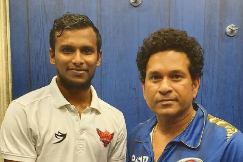  വെറും നെറ്റ് ബൗളറായിട്ടായിരുന്നു അദ്ദേഹം ആദ്യം ഇന്ത്യന്‍ സംഘത്തില്‍ ഇടംപിടിച്ചത്. പിന്നീട് ടീമിലെ ചില താരങ്ങളുടെ പരിക്ക് നട്ടുവിന് പ്ലെയിങ് ഇലവനിലേക്കു വഴി തുറക്കുകയായിരുന്നു. ആദ്യം ഏകദിന പരമ്പരയിലും തുടര്‍ന്ന് ടി20 പരമ്പരയിലും കളിച്ച അദ്ദേഹം ഗാബയില്‍ നടന്ന നാലാം ടെസ്റ്റിലും പ്ലെയിങ് ഇലവനില്‍ ഇടം നേടി.