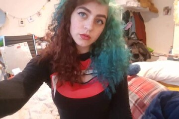 ഒരു പെൺകുട്ടിയിൽ 25 വ്യക്തിത്വങ്ങൾ; ഇത് ജീവിച്ചിരിക്കുന്ന 'അന്യൻ'