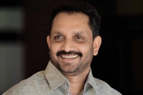 തപാൽ വോട്ടുകളിൽ ക്രമക്കേട്; ബിജെപി സംസ്ഥാന അധ്യക്ഷൻ കെ സുരേന്ദ്രൻ പരാതി നൽകി തപാൽ വോട്ടുകളിൽ ക്രമക്കേട്; ബിജെപി സംസ്ഥാന അധ്യക്ഷൻ കെ സുരേന്ദ്രൻ പരാതി നൽകി