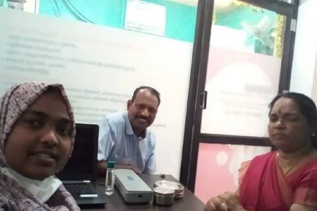 ഹാദിയയെ കാണാൻ മാതാപിതാക്കളെത്തി; വർഷങ്ങൾക്കു ശേഷം ഹാദിയയെ കാണാൻ മാതാപിതാക്കളെത്തി; വർഷങ്ങൾക്കു ശേഷം