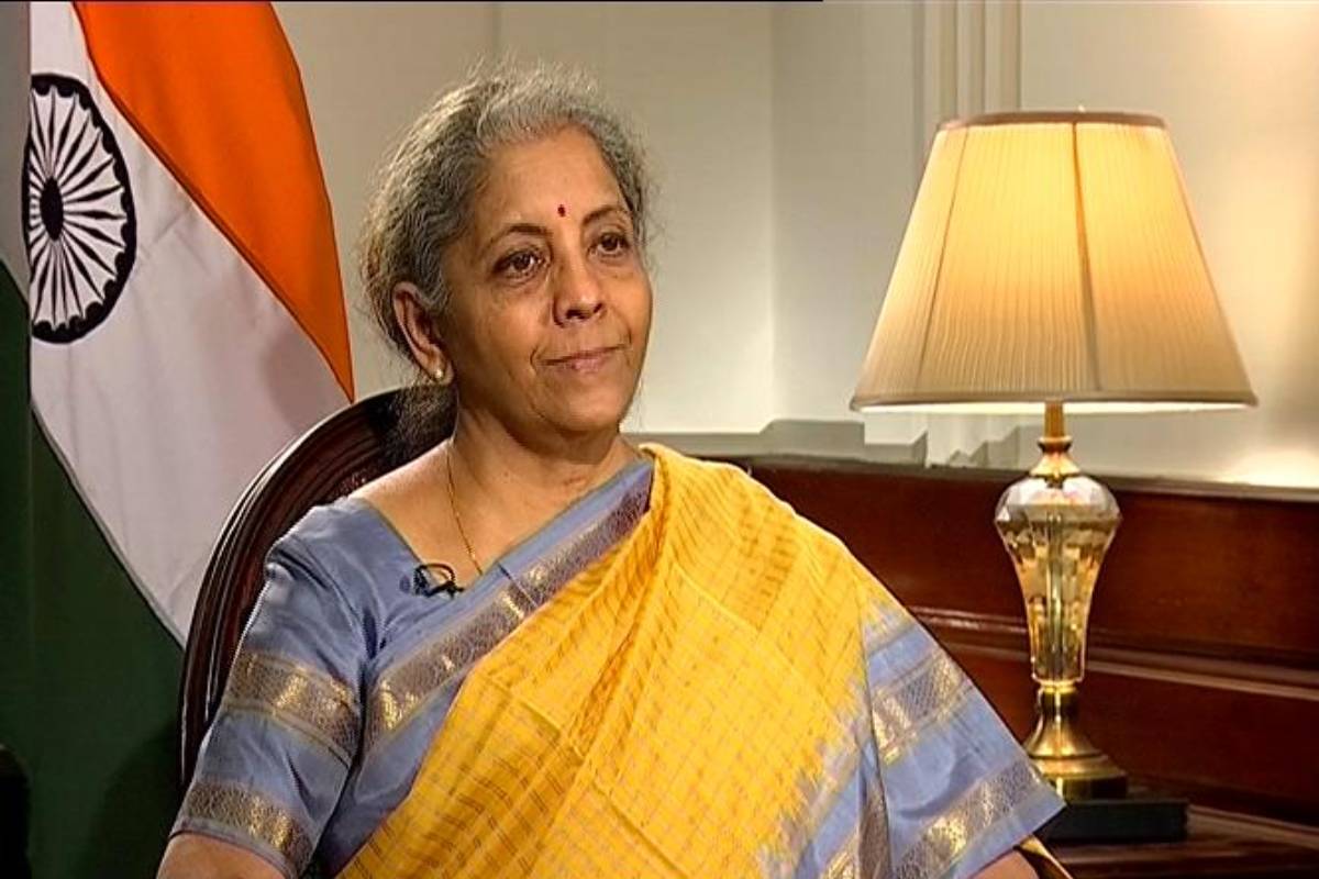 ലൗ ജിഹാദ് ഹിന്ദുക്കളെയും ക്രിസ്ത്യാനികളെയും ബാധിക്കുന്ന ഭീകരപ്രവർത്തനം: നിർമല സീതാരാമൻ