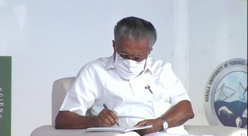  അത്തരം ഗവേഷണങ്ങള്‍ വിവിധ മേഖലകള്‍ക്ക് കരുത്താകും. അത്  സമ്പദ് ഘടനയ്ക്ക് പുതിയ മാനങ്ങള്‍ നല്‍കി വികസന കുതിപ്പിലേക്ക് നയിക്കും ഇത്തരത്തിലുള്ള സമൂഹമാണ് വിജ്ഞാന സമൂഹം എന്നതുകൊണ്ട് സര്‍ക്കാര്‍ ഉദ്ദേശിയ്ക്കുന്നത്. കേരളത്തിലെ അഞ്ച് സര്‍വകലാശാലകളിലെ വിദ്യാര്‍ഥികളുമായി  നടത്തുന്ന സംവാദ പരിപാടിയ്ക്ക് തുടക്കം കുറിച്ച് സംസാരിക്കുകയായിരുന്നു അദ്ദേഹം.