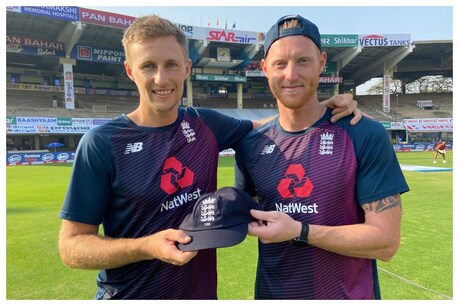 India vs England 1st Test| ഇംഗ്ലണ്ടിന് ബാറ്റിങ്; ഷഹബാസ് നദീമും വാഷിങ്ടൺ സുന്ദറും ഇന്ത്യൻ ടീമിൽ India vs England 1st Test| ഇംഗ്ലണ്ടിന് ബാറ്റിങ്; ഷഹബാസ് നദീമും വാഷിങ്ടൺ സുന്ദറും ഇന്ത്യൻ ടീമിൽ