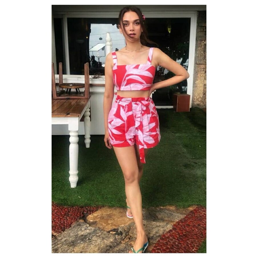  നടി അദിതി റാവു ( Image :Instagram @aditiraohydari)