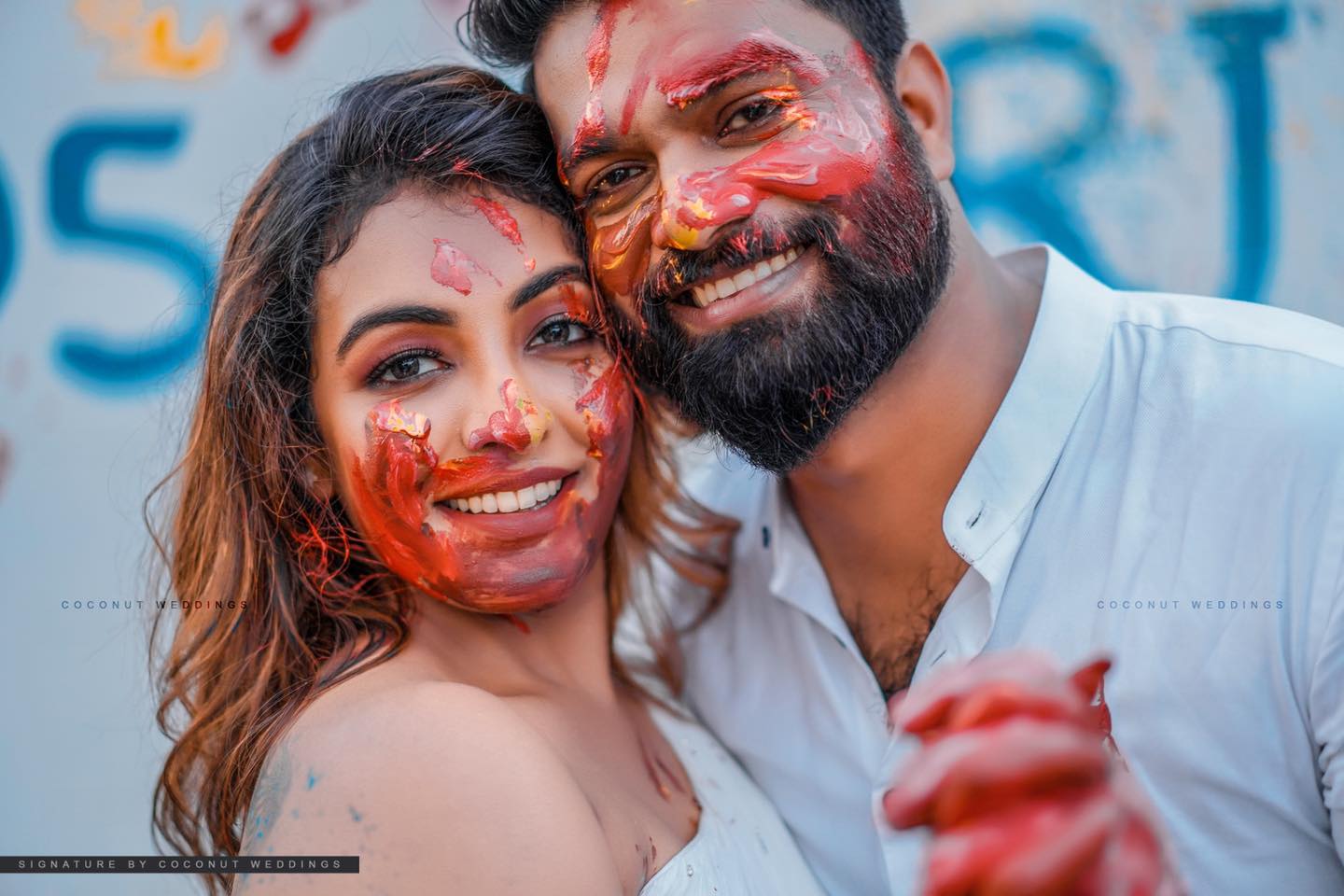 സേവ് ദി ഡേറ്റ് ചിത്രങ്ങളിൽ ദുർഗ്ഗയും അർജുനും (ചിത്രം: ഫേസ്ബുക്)