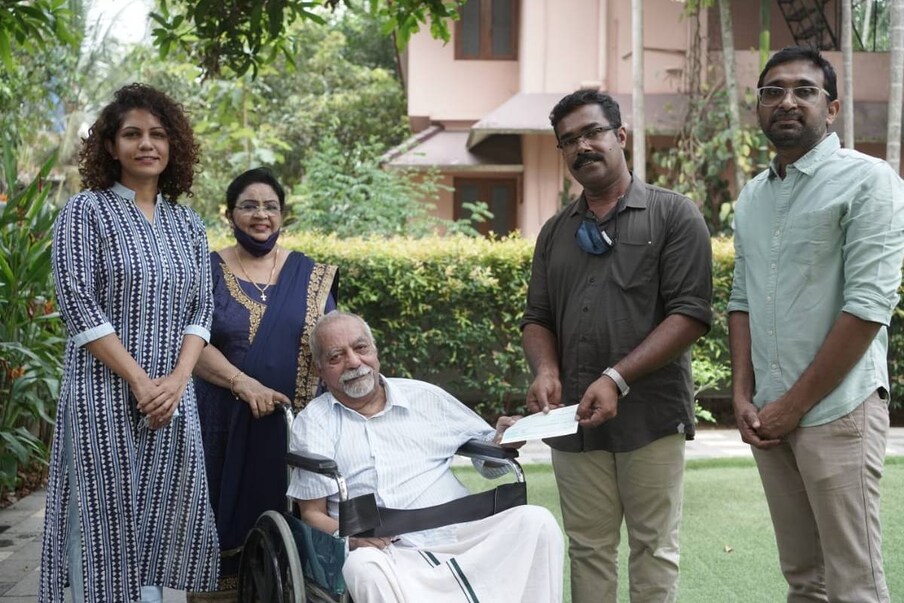  ഉൾക്കടലും, മേളയും, യവനികയും പഞ്ചവടിപ്പാലവും ഒക്കെ മലയാളിക്ക് സമ്മാനിച്ച സംവിധായകൻ കെ.ജി. ജോർജിന്റെ ജീവിതം ഡോക്യുമെന്ററിയാവുന്നു. ലിജിൻ ജോസ് സംവിധാനം ചെയ്ത് ചിത്രം ഷിബു ജി. സുശീലൻ നിർമ്മിക്കുന്നു. ചിത്രത്തിന്റെ പ്രദർശനാവകാശത്തിന്റെ ഒരു പങ്ക് കെ. ജി. ജോർജിന് കൈമാറി