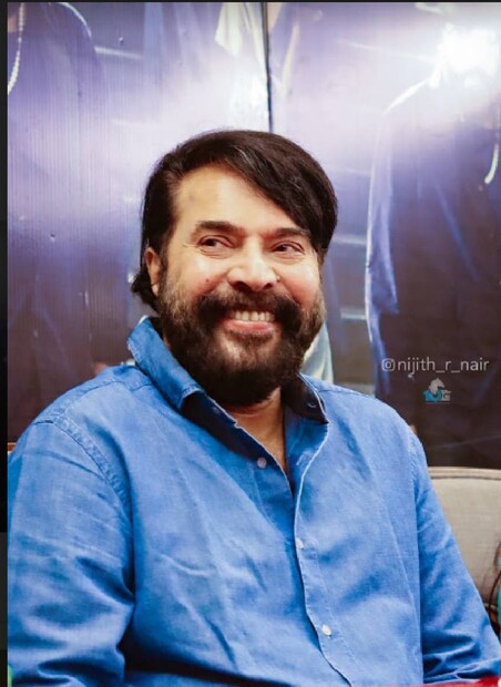  അഞ്ചടി എട്ടിഞ്ച് ആണ് മമ്മുക്കയുടെ ഉയരം. എന്നാൽ അതിനേക്കാൾ പൊക്കമുള്ള ചെക്കനാണ് വിവാഹ വേദിയിൽ ഉണ്ടായിരുന്നത്. ഇത്രയും ഉയരമുള്ള വരന്റെ തോളൊപ്പം വധുവിന് ഉയരമുണ്ട്. ചിത്രത്തിന് ഇപ്പോൾ ഗിന്നസ് പക്രു രസകരമായ ക്യാപ്‌ഷൻ നൽകിയിട്ടുണ്ട് (തുടർന്ന് വായിക്കുക)