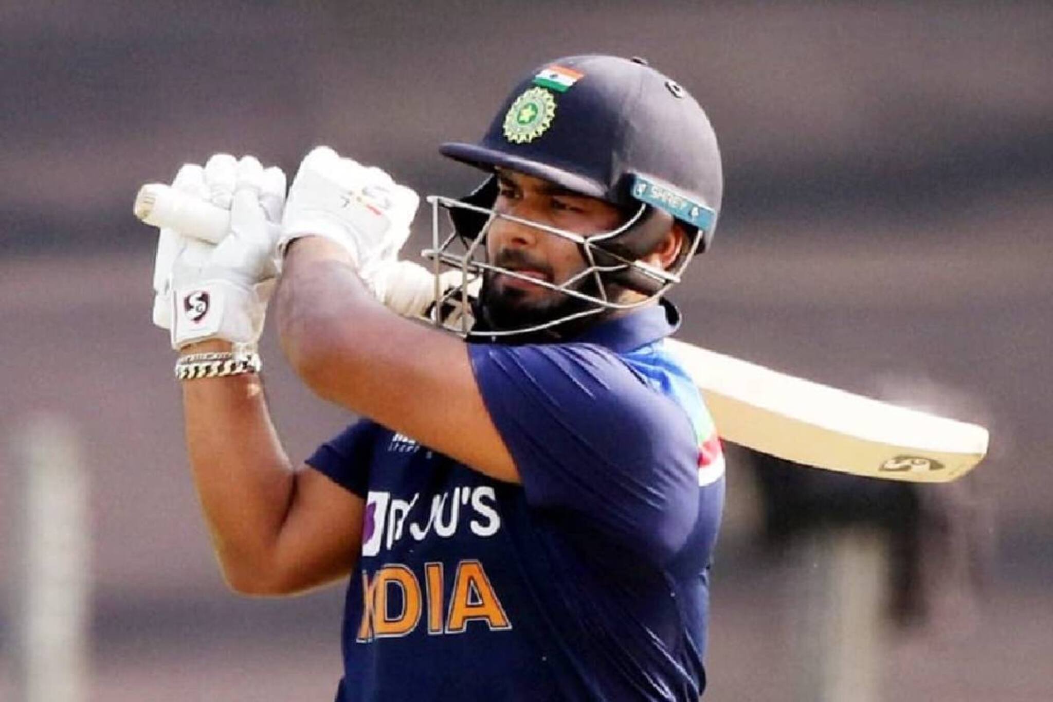 IPL 2021 | 'അവനു ചുറ്റും ഒരു പ്രഭാവലയമുണ്ട്', റിഷഭ് പന്ത് ഭാവിയിൽ ഇന്ത്യൻ ടീമിന്റെ ക്യാപ്റ്റൻ സ്ഥാനത്തെത്തിയേക്കും: പ്രഗ്യാൻ ഓജ