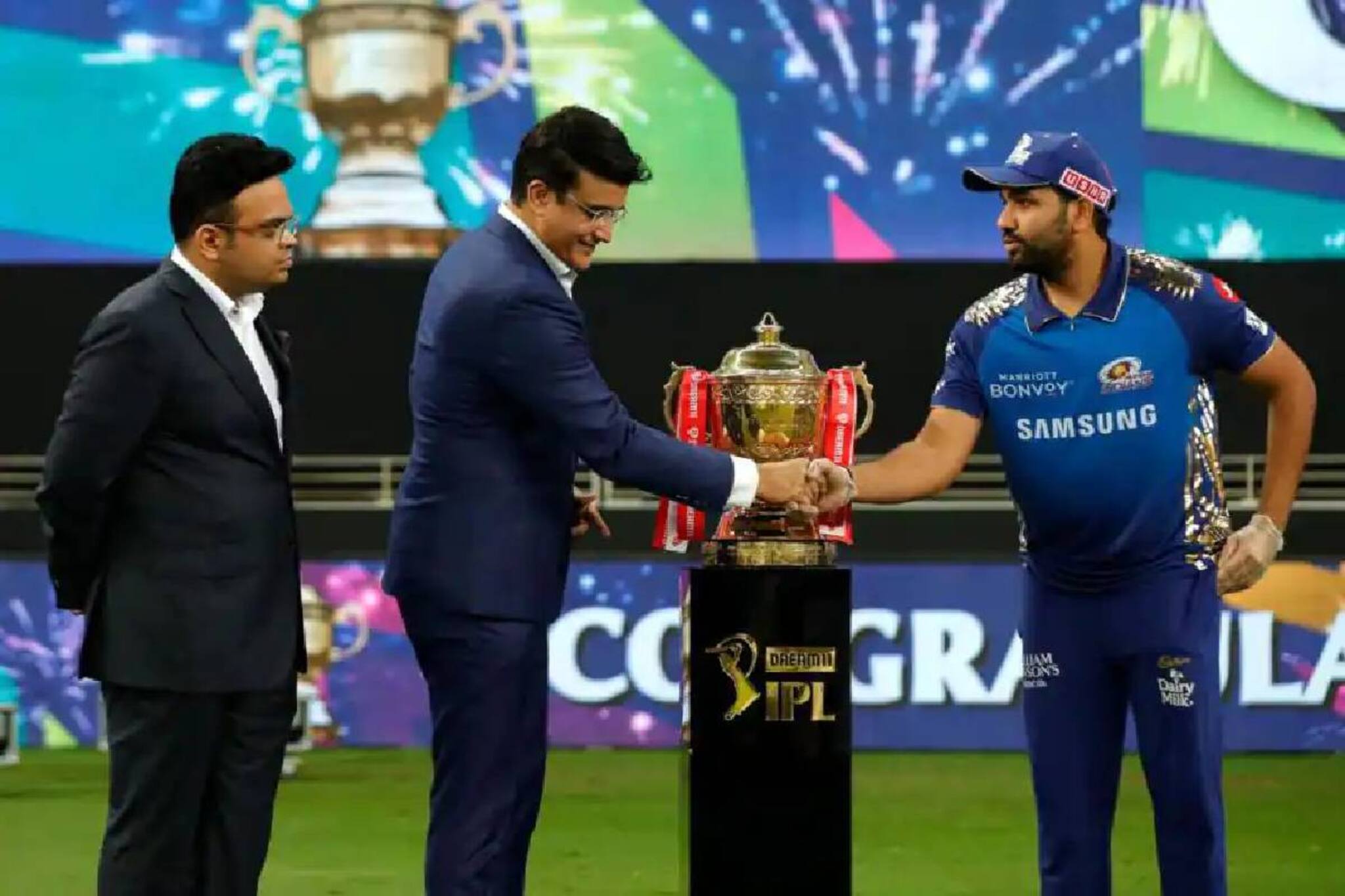 ഐ പി എല്ലിലേക്ക് രണ്ട് ടീമുകൾ കൂടി എത്തുമോ? സൂചനകൾ നൽകി ബി സി സി ഐ