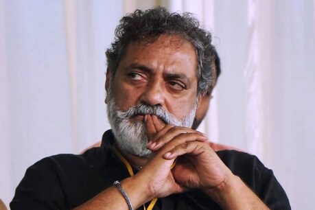 'അഴിമതി ആരോപണങ്ങള് ഒന്നൊന്നായി സത്യമാണെന്ന് തെളിയിച്ചയാളല്ലേ യഥാര്ത്ഥ ഹീറോ?' ചെന്നിത്തലയെ അഭിനന്ദിച്ച് ജോയ് മാത്യു 'അഴിമതി ആരോപണങ്ങള് ഒന്നൊന്നായി സത്യമാണെന്ന് തെളിയിച്ചയാളല്ലേ യഥാര്ത്ഥ ഹീറോ?' ചെന്നിത്തലയെ അഭിനന്ദിച്ച് ജോയ് മാത്യു