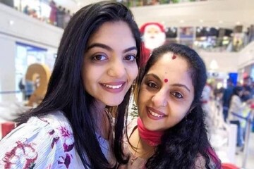 അമ്മയുടെ പേരിൽ വ്യാജ ഇൻസ്റ്റഗ്രാം അക്കൗണ്ട്; എങ്ങനെ ഇത്ര ചീപ്പാകാൻ കഴിയുന്നു എന്ന് അഹാന അമ്മയുടെ പേരിൽ വ്യാജ ഇൻസ്റ്റഗ്രാം അക്കൗണ്ട്; എങ്ങനെ ഇത്ര ചീപ്പാകാൻ കഴിയുന്നു എന്ന് അഹാന