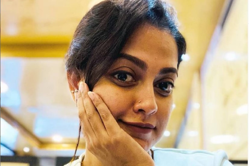  കേരളത്തിൽ ഒരിടത്ത് 'അനുശ്രീ റോഡ്' എന്ന് പേരുള്ള സ്ഥലമുണ്ട്. സത്യമായിട്ടും. അത് പറഞ്ഞത് മറ്റാരുമല്ല, അനുശ്രീ തന്നെയാണ്. തന്റെ ഇൻസ്റ്റഗ്രാം പോസ്റ്റിലാണ് അനുശ്രീ ഇത് പോസ്റ്റ് ചെയ്തത്. കൂടാതെ ആ റോഡിൻറെ ചിത്രവും അനുശ്രീ തന്നെ കാട്ടിത്തന്നിട്ടുമുണ്ട്. കാണേണ്ടേ? (തുടർന്ന് വായിക്കുക)