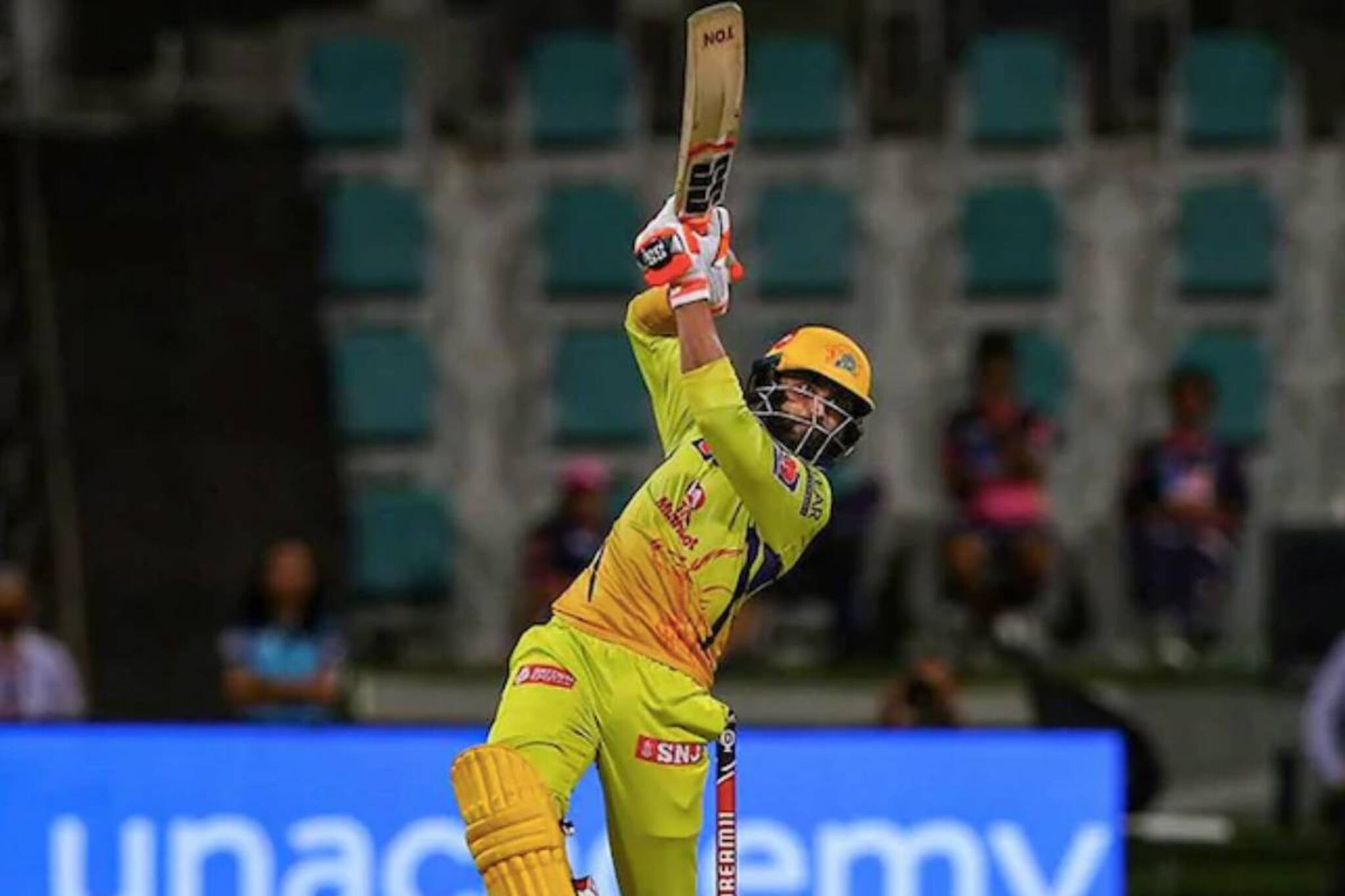 IPL 2021 | വാങ്കഡെയില്‍ ആടിതകര്‍ത്ത് ജഡ്ഡു; അവസാന ഓവറില്‍ നേടിയത് 37 റണ്‍സ്; ചെന്നൈക്ക് കൂറ്റന്‍ സ്‌കോര്‍