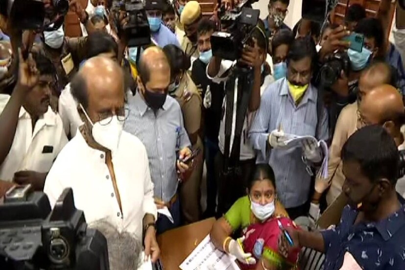  രജനികാന്ത് പോളിങ് ബൂത്തിൽ