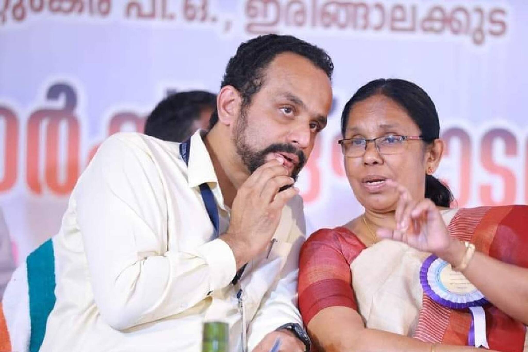 'ഡോ. അശീൽ, അത് ഡോ അശ്ലീലമായി'; രൂക്ഷ വിമർശനവുമായി രാഹുൽ മാങ്കൂട്ടത്തിൽ