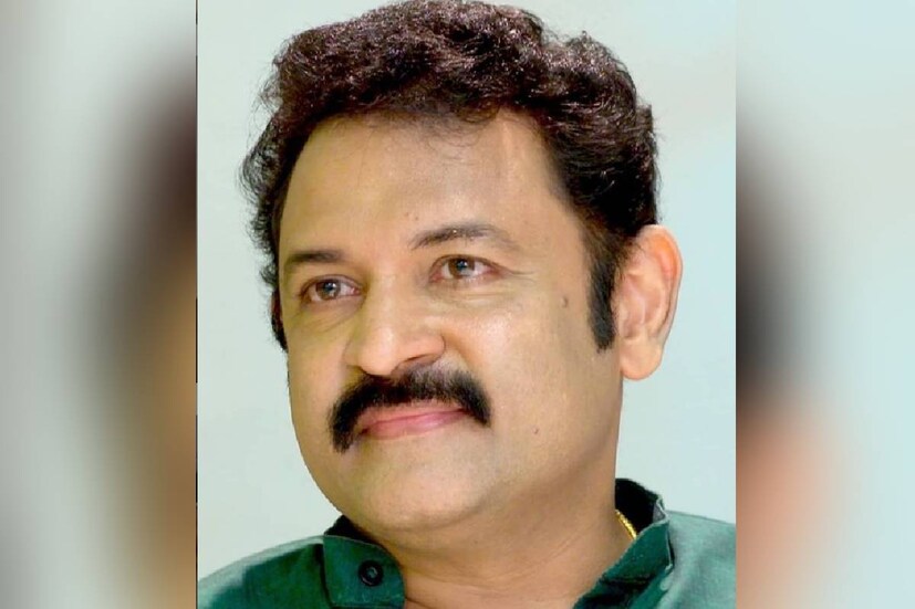  നടനാവുന്നതിനും മുൻപ് കൃഷ്ണകുമാർ ഓട്ടോഡ്രൈവർ ആയിരുന്നു. ഇന്ന് തിരുവനന്തപുരത്ത് ബി.ജെ.പി. സ്ഥാനാർത്ഥിയായി മത്സരിക്കുന്ന കൃഷ്ണകുമാറിന്റെ പ്രചാരണം തുടങ്ങിയപ്പോഴാണ് ആ ഭൂതകാലം മറനീക്കി വന്നത്. വിദ്യാർത്ഥികാലത്തു ജീവിതത്തിൽ ഉണ്ടായ ഒരു വൻ തിരിച്ചടിയാണ് കൃഷ്ണകുമാറിനെ ഓട്ടോഡ്രൈവറാക്കി മാറ്റിയത് (തുടർന്ന് വായിക്കുക)