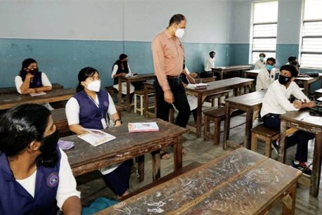 Covid 19| സംസ്ഥാനത്ത് എസ്എസ്എൽസി, പ്ലസ് ടു പരീക്ഷകൾക്ക് മാറ്റമില്ല