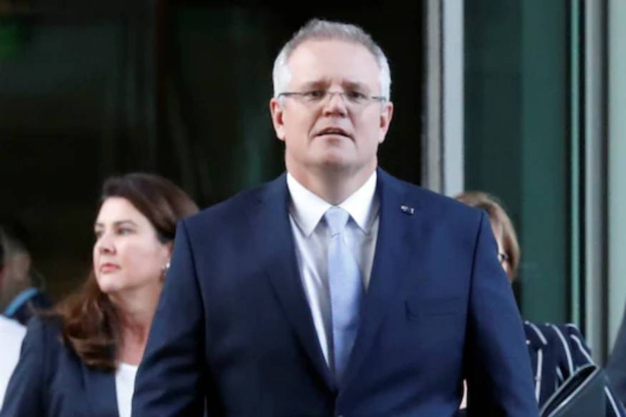 കൊണ്ടുപോയവർ തന്നെ തിരിച്ചെത്തിക്കട്ടെ; സ്വന്തം ഉത്തരവാദിത്വത്തിൽ നാട്ടിൽ തിരിച്ചെത്താം: താരങ്ങളോട് ഓസ്ട്രേലിയൻ പ്രധാനമന്ത്രി