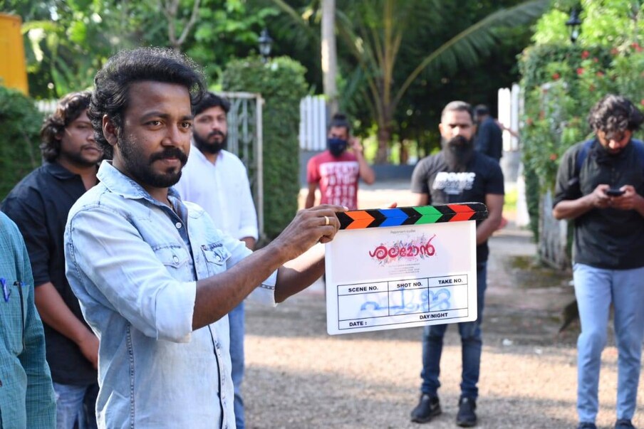  വിഷ്ണു ഉണ്ണികൃഷ്ണനെ നായകനാക്കി നവാഗതനായ ജിതിൻ പത്മനാഭൻ സംവിധാനം ചെയ്യുന്ന 'ശലമോൻ' ചിത്രത്തിന്റെ ഷൂട്ടിംഗ് കൊടുങ്ങല്ലൂർ പൊയ്യയിൽ ആരംഭിച്ചു. മെന്റലിസ്റ്റ് ആദി സ്വിച്ച്ഓൺ നിർവഹിച്ചു. വിഷ്ണു ഉണ്ണികൃഷ്ണൻ ആദ്യ ക്ലാപ്പ് അടിച്ചു