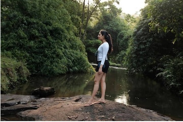 Ahaana Krishna | കാടും മലയും പുഴയും; ഡോറയെ പോലെ തോന്നുന്നു എന്ന് അഹാന കൃഷ്ണ