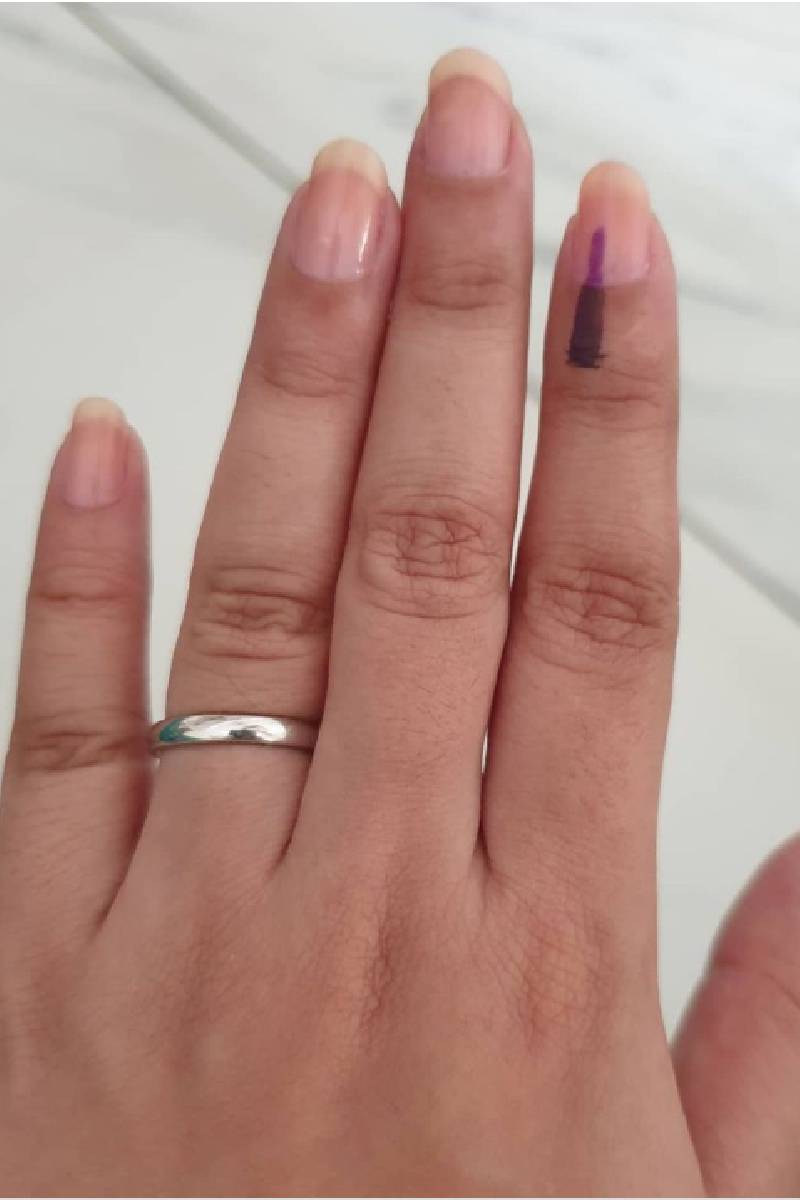  മിയയുടെ പോസ്റ്റ്