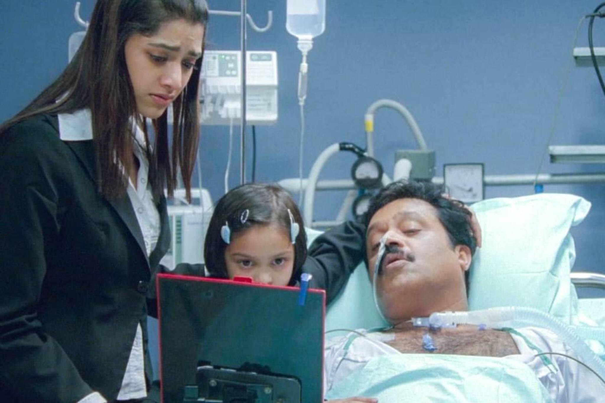 'അത്ഭുതം' ഒരു അത്ഭുതമാകുമ്പോള്‍; സുരേഷ് ഗോപിയുടെ ആദ്യ ഒടിടി ചിത്രം റിലീസിന്