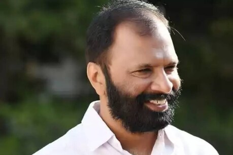 എല്‍ഡിഎഫ്, ബിജെപി സ്ഥാനാര്‍ത്ഥികള്‍ ഒരേ രീതിയലില്‍ ആരോപണം ഉന്നയിക്കുന്നത് അവര്‍ തമ്മിലുള്ള ധാരണയുടെ അടിസ്ഥാനത്തില്‍; വി വി പ്രകാശ്‌