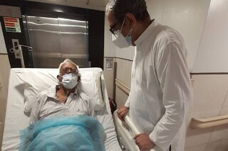 ഫാ. സ്റ്റാൻ സ്വാമി ബാന്ദ്രയിലെ ഹോളി ഫാമിലി ആശുപത്രിയില് ഫാ. സ്റ്റാൻ സ്വാമി ബാന്ദ്രയിലെ ഹോളി ഫാമിലി ആശുപത്രിയില്