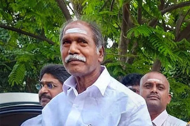 പുതുച്ചേരിയിൽ രണ്ട് ബിജെപി എംഎൽഎമാർ ഉൾപ്പടെ അഞ്ച് പേർ കൂടി മന്ത്രിസഭയിൽ